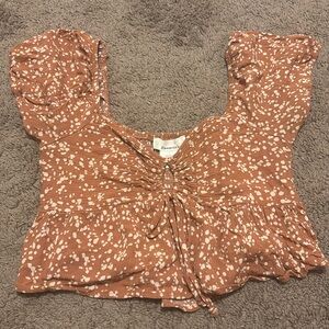 Urban Romantics Peasant Crop Top Size XS Tie Front Cap elastic sleeve. (New!)